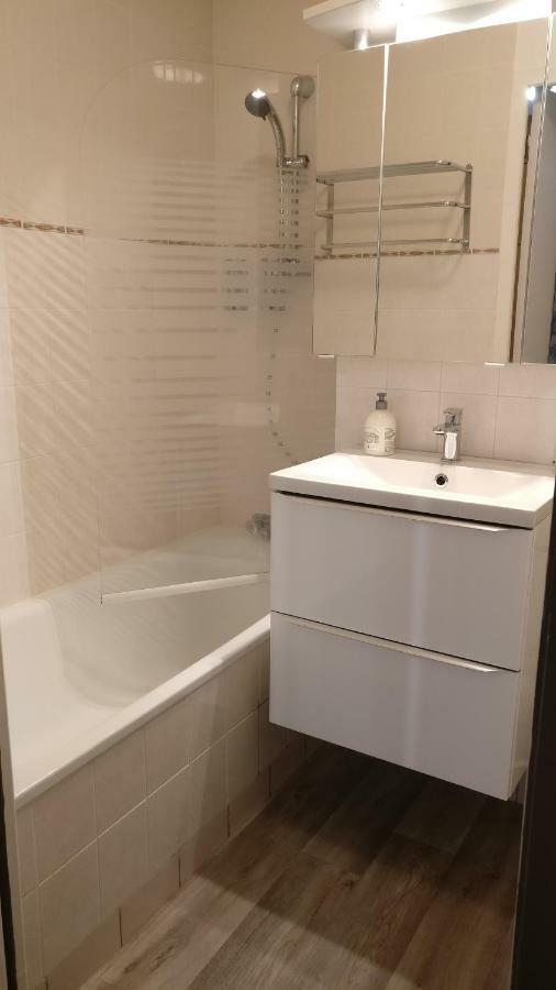 Royal By Beds4wanderlust - Place Du Marche Avec Parking Prive Apartamento Fontainebleau